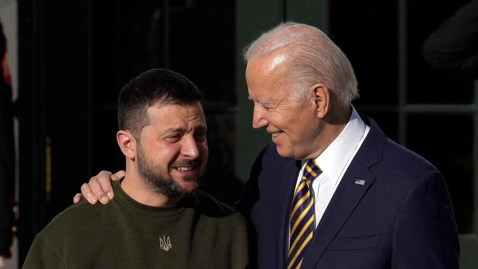 Volodymyr Zelensky a atterri à Washington pour une visite historique